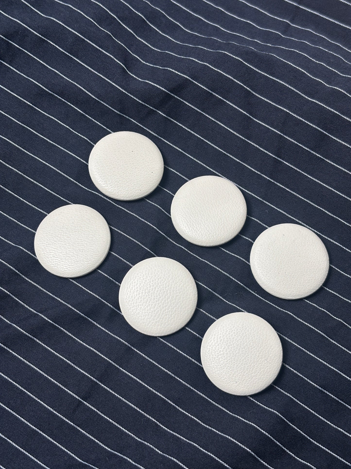 Lambskin Button Pin in Off White